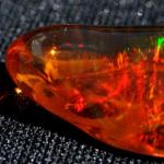 Vatreni opal i njegova svojstva Vatreni dragulj