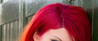 Jarko crvena boja kose: kome pristaje i kako je obojiti?